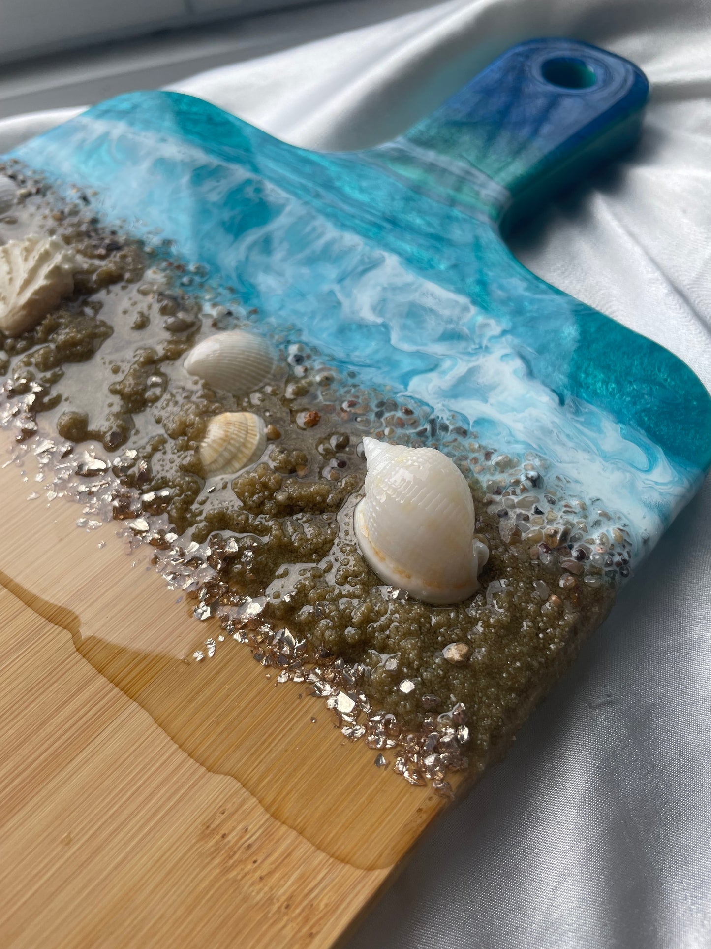 Pink quartz bamboo board