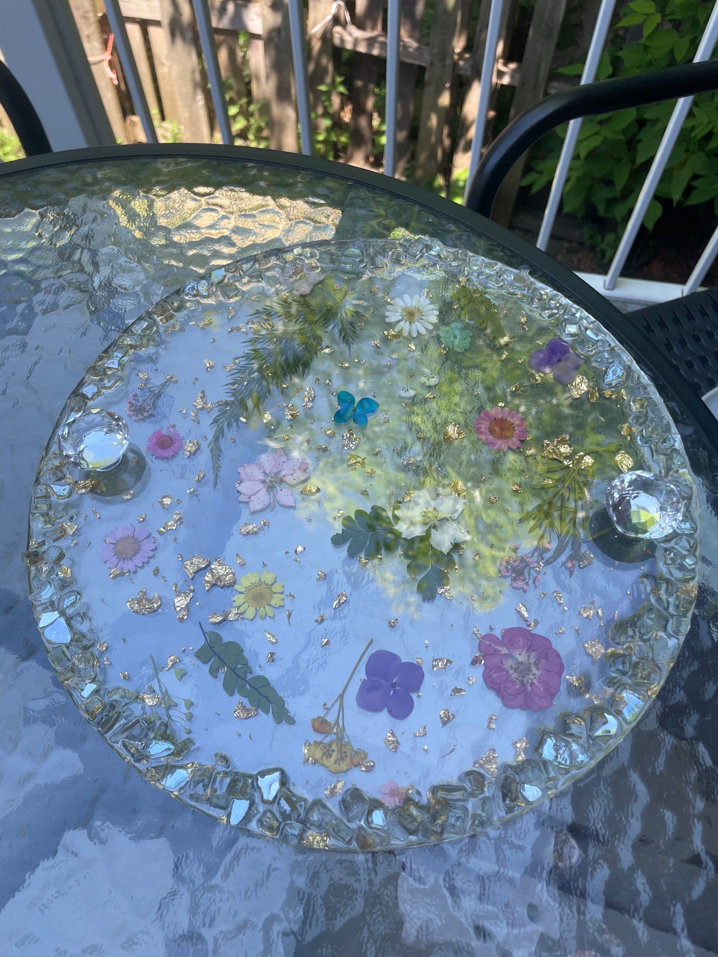 Tray with dried flowers