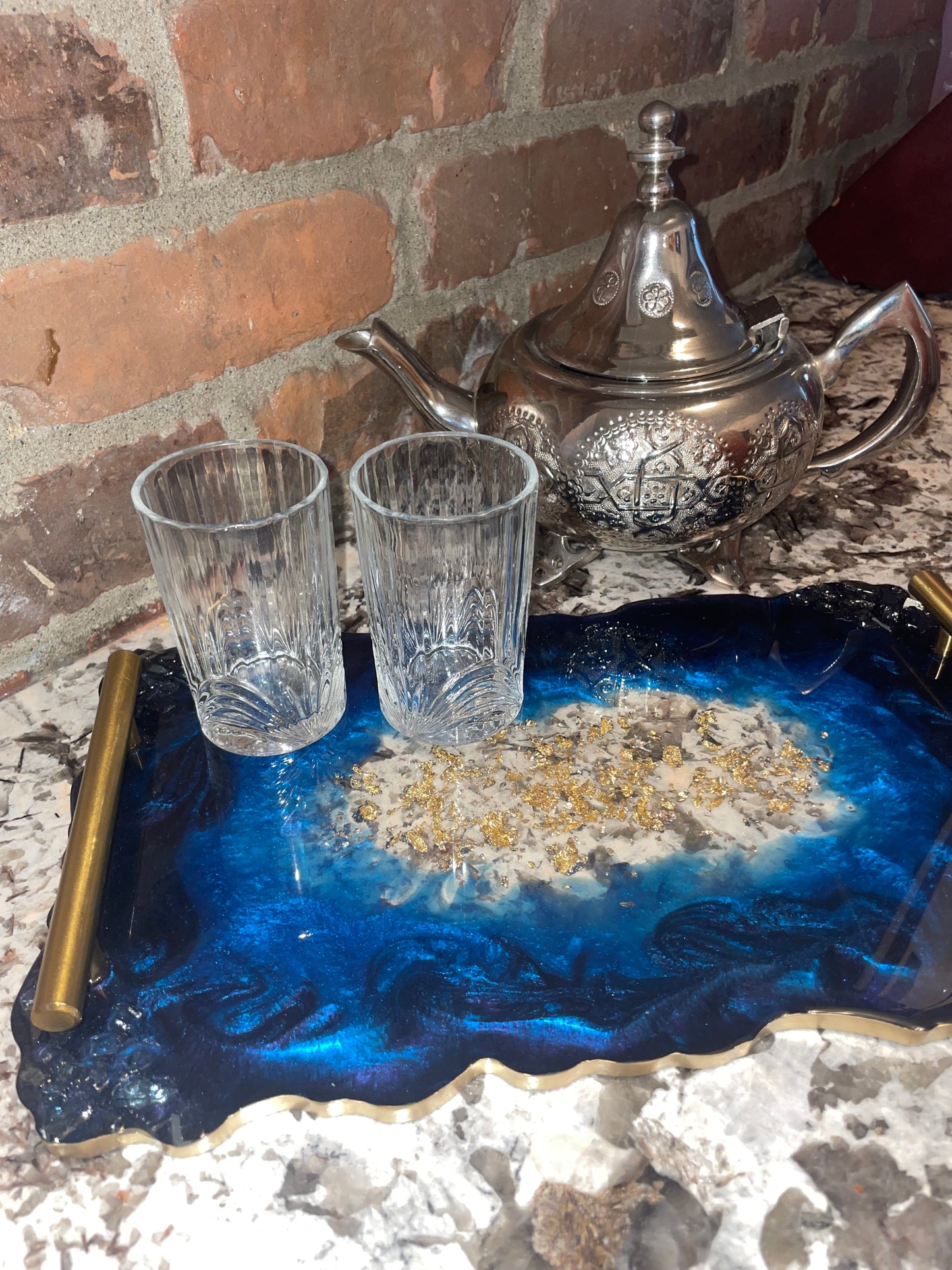 Large serving tray