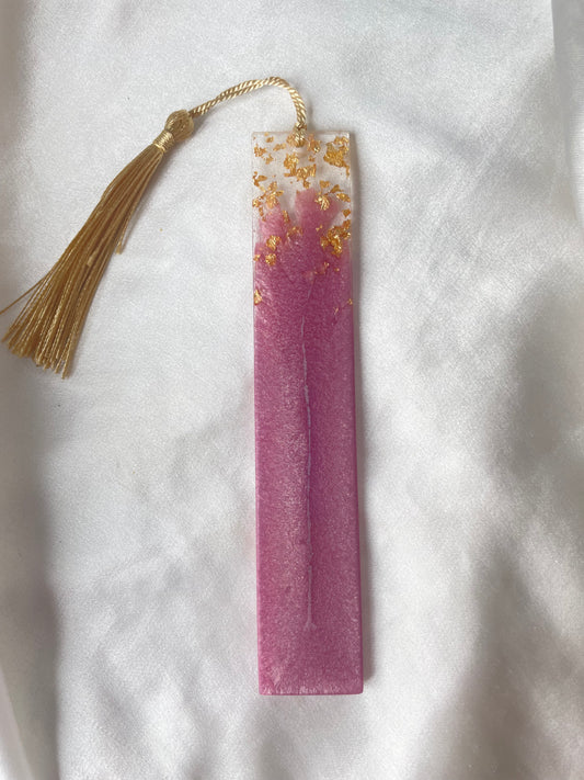 Pink bookmark/bookmark